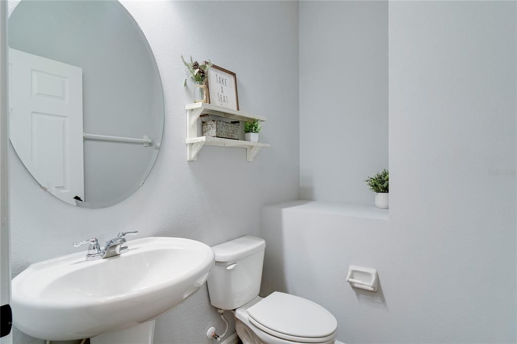 Activo con contrato: $455,000 (3 camas, 2 baños, 1853 Pies cuadrados)