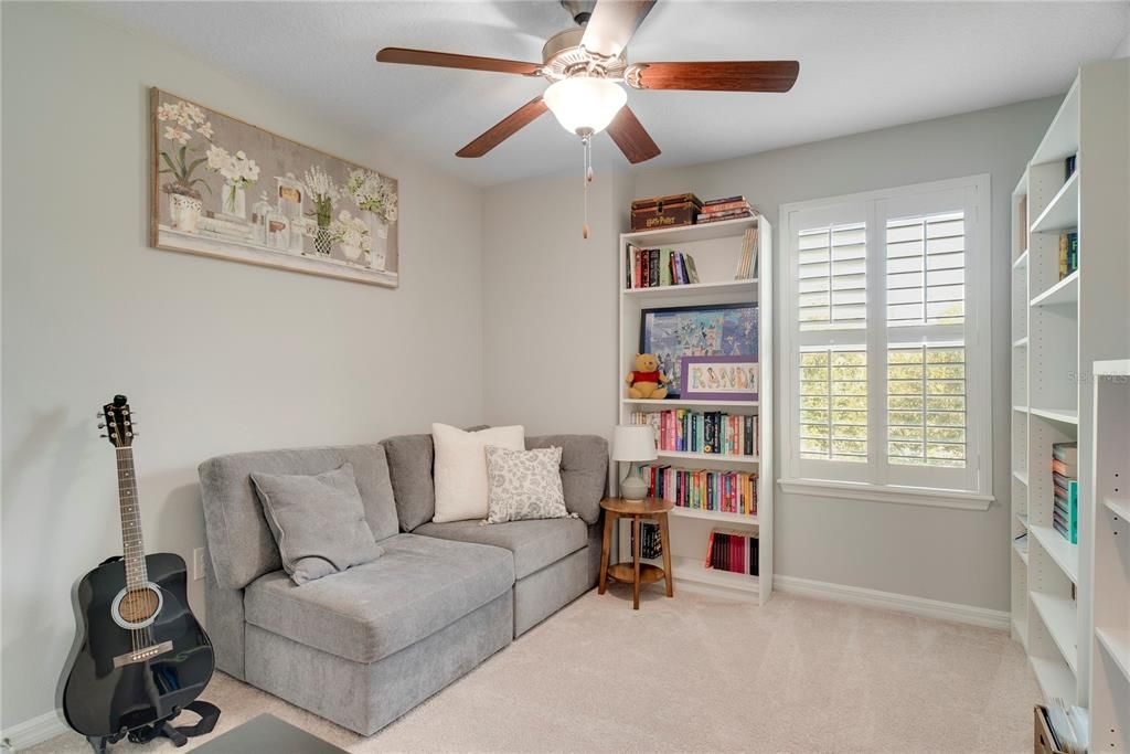 Activo con contrato: $455,000 (3 camas, 2 baños, 1853 Pies cuadrados)