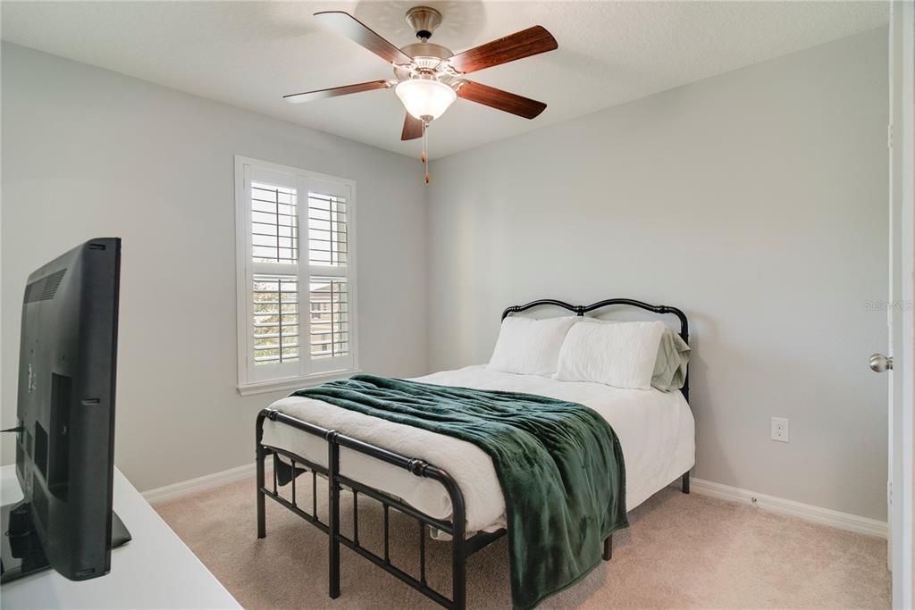 Activo con contrato: $455,000 (3 camas, 2 baños, 1853 Pies cuadrados)