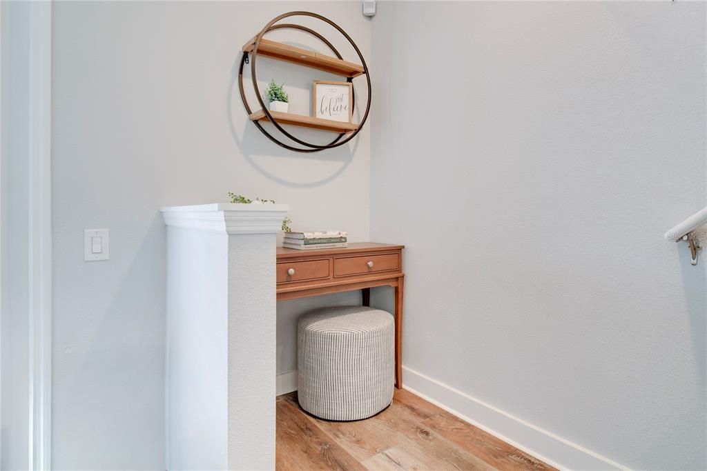 Activo con contrato: $455,000 (3 camas, 2 baños, 1853 Pies cuadrados)