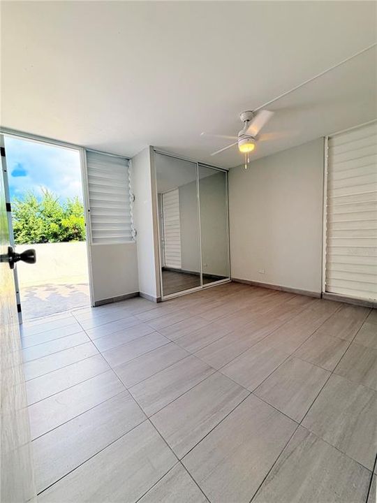 В аренду: $1,300 (2 спален, 1 ванн, 0 Квадратных фут)