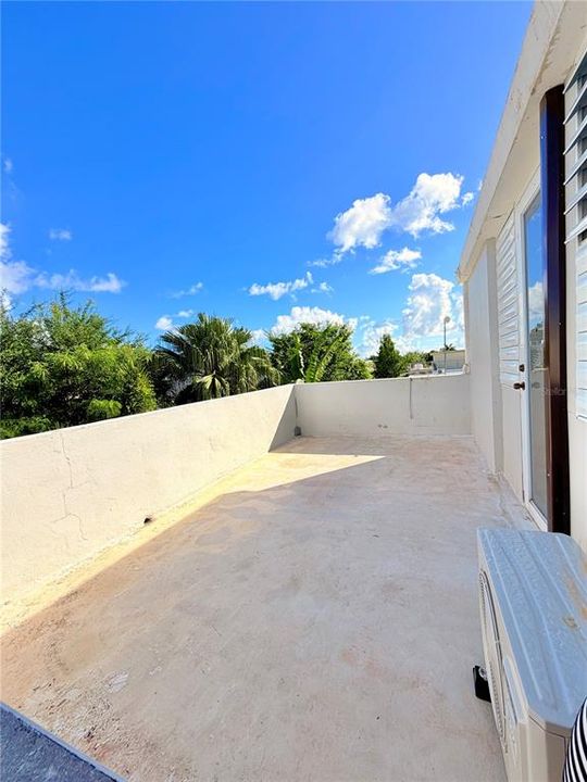 В аренду: $1,300 (2 спален, 1 ванн, 0 Квадратных фут)