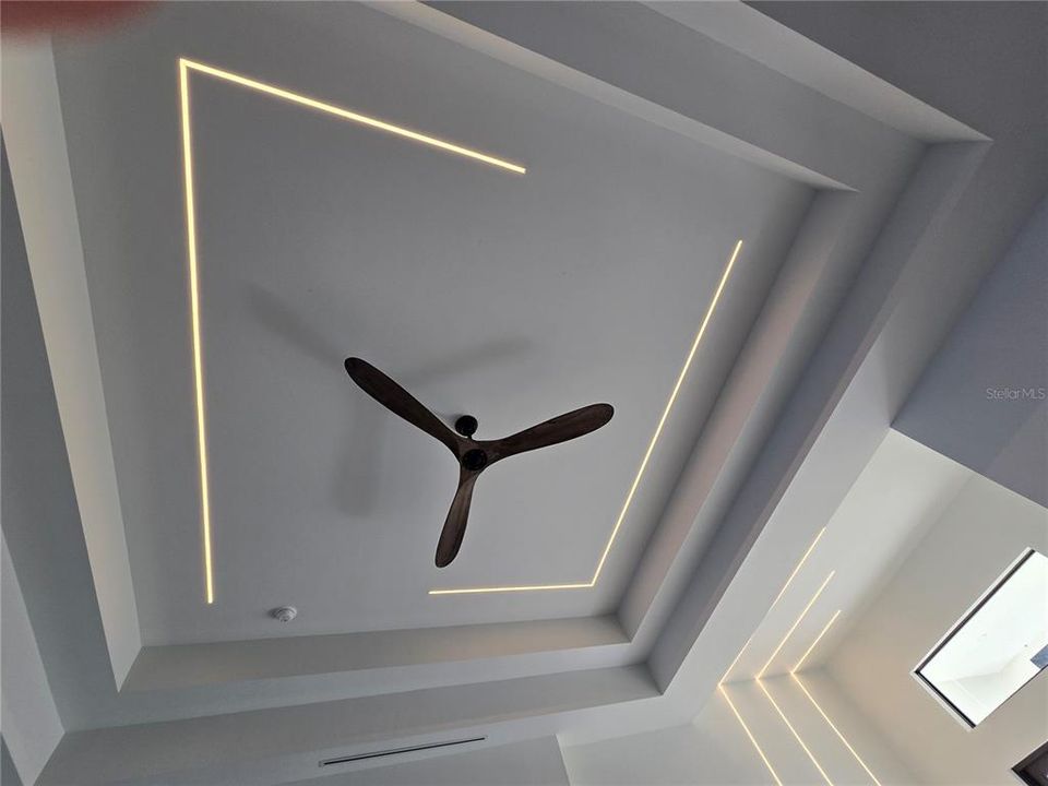 For Sale: $1,200,000 (4 beds, 3 baths, 2446 Square Feet)