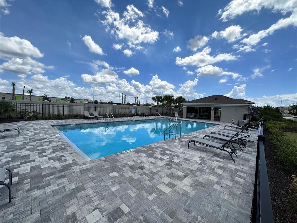 Под контрактом: $2,300 (3 спален, 2 ванн, 1532 Квадратных фут)