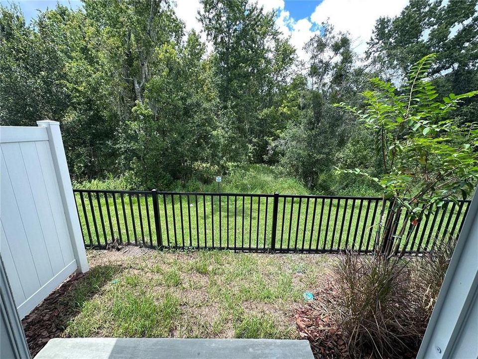 Под контрактом: $2,300 (3 спален, 2 ванн, 1532 Квадратных фут)