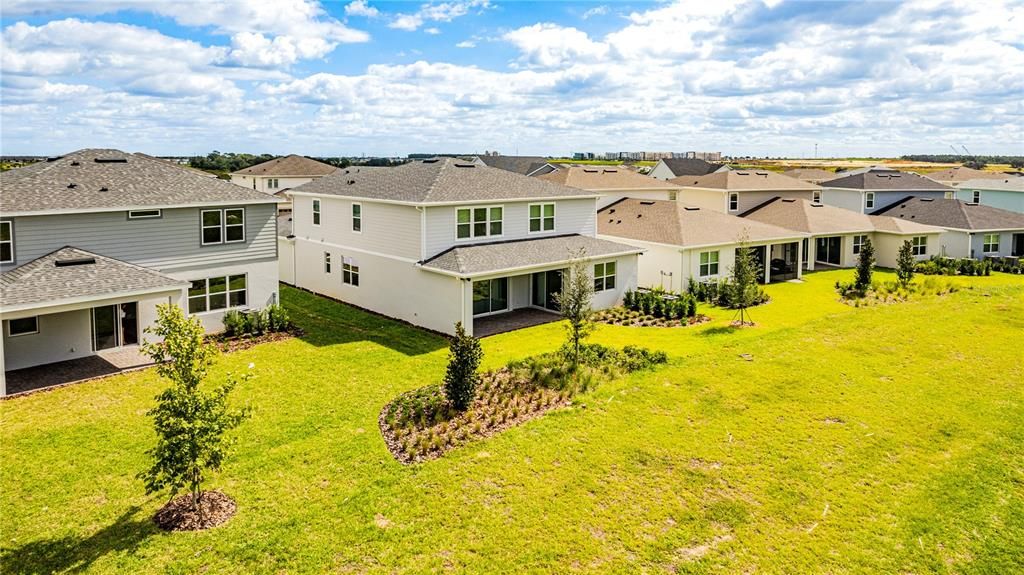 出租: $5,500 (5 贝兹, 4 浴室, 3829 平方英尺)