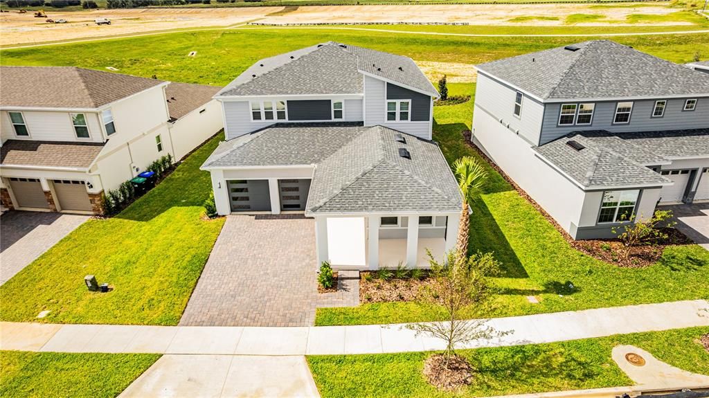 出租: $5,500 (5 贝兹, 4 浴室, 3829 平方英尺)