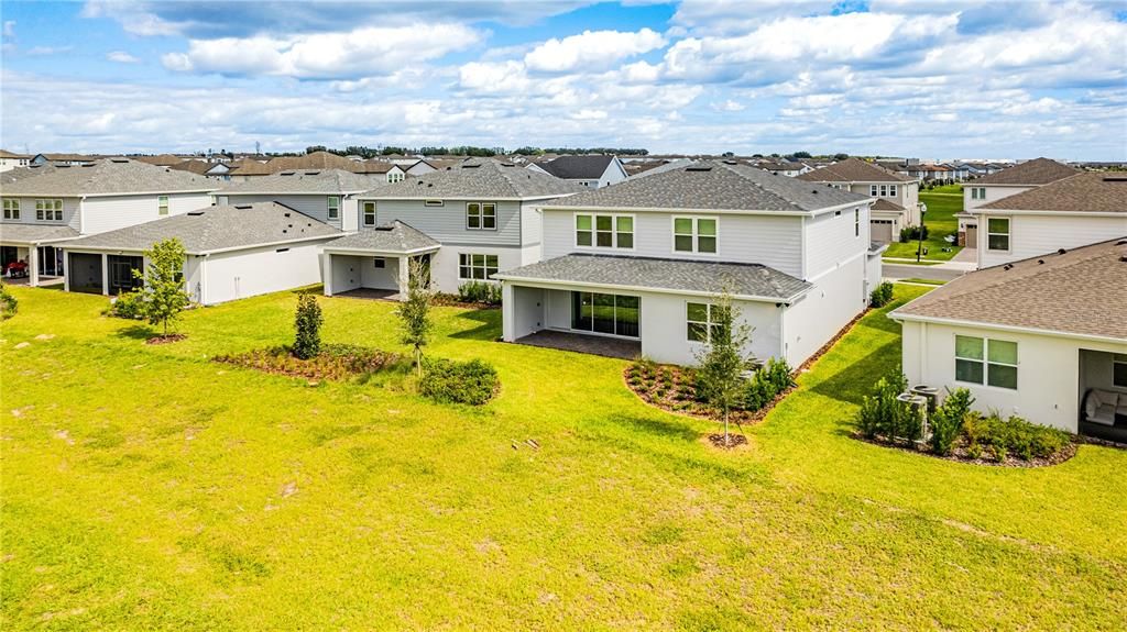 出租: $5,500 (5 贝兹, 4 浴室, 3829 平方英尺)