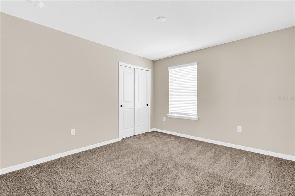 出租: $5,500 (5 贝兹, 4 浴室, 3829 平方英尺)