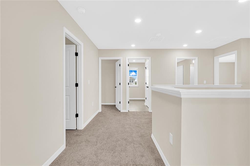 出租: $5,500 (5 贝兹, 4 浴室, 3829 平方英尺)