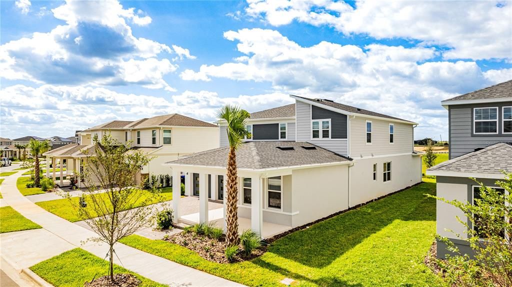 出租: $5,500 (5 贝兹, 4 浴室, 3829 平方英尺)