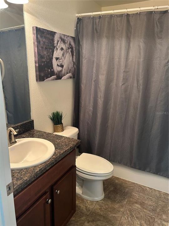 合同活跃: $284,990 (3 贝兹, 2 浴室, 1452 平方英尺)