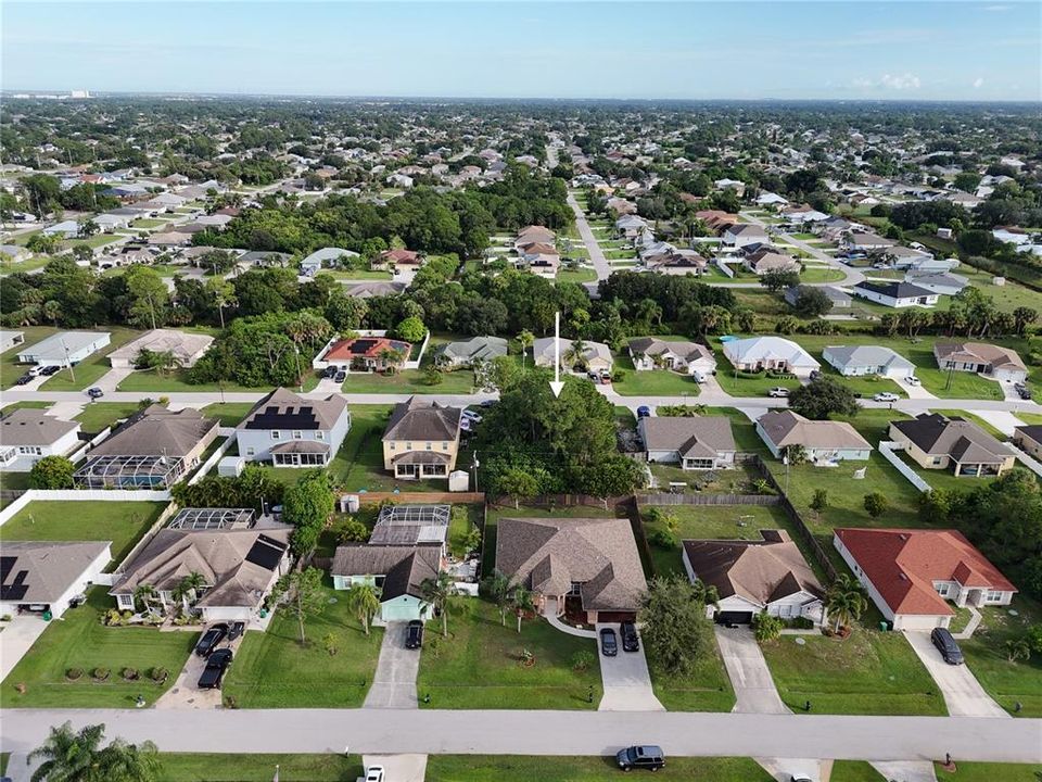 待售: $165,000 (0.23 acres)