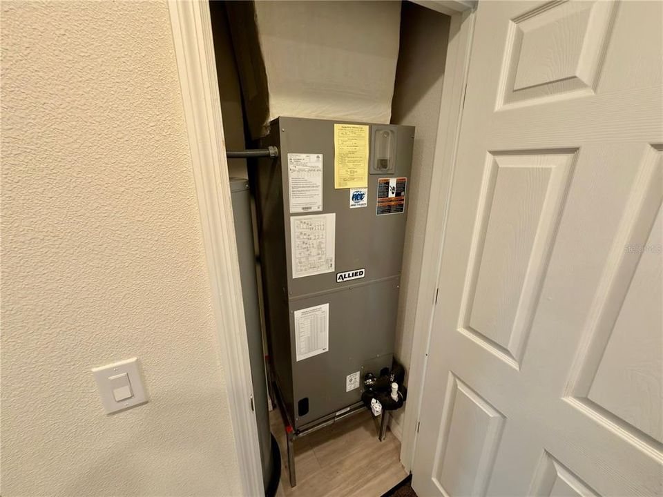 На продажу: $3,300,000 (0 спален, 0 ванн, 1548 Квадратных фут)