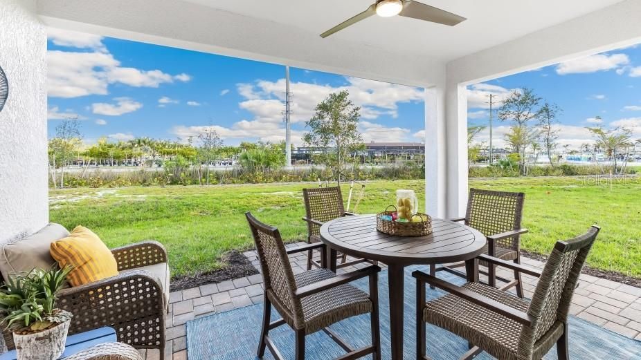 Под контрактом: $265,999 (2 спален, 2 ванн, 1503 Квадратных фут)