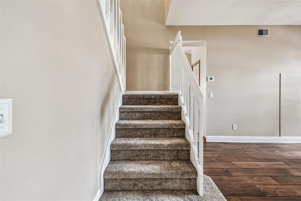 Под контрактом: $650,000 (4 спален, 2 ванн, 2998 Квадратных фут)