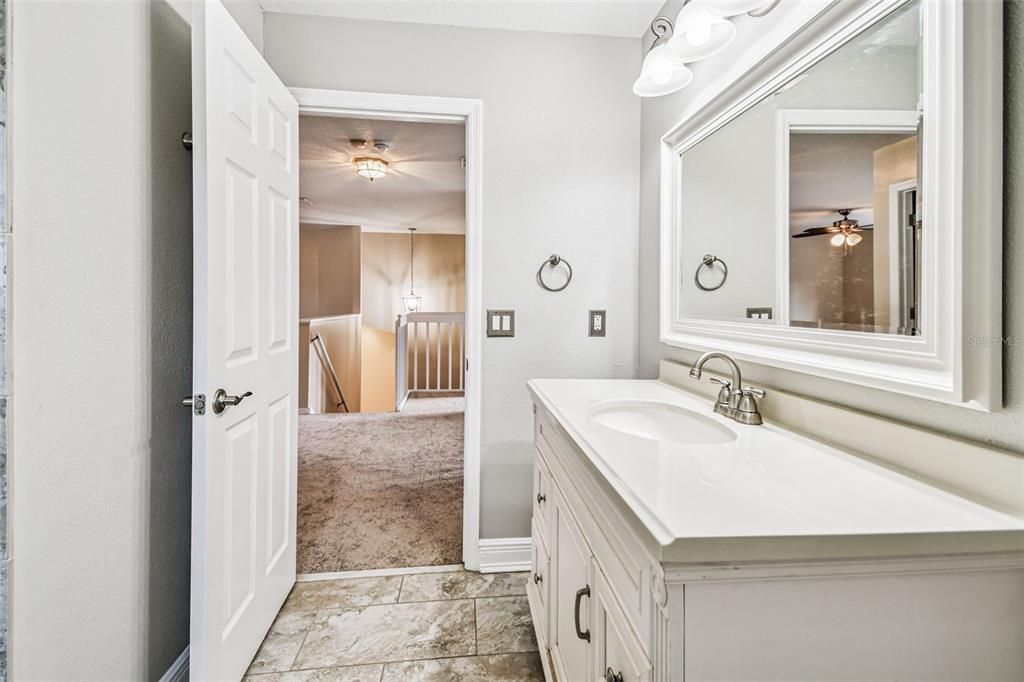 Под контрактом: $650,000 (4 спален, 2 ванн, 2998 Квадратных фут)