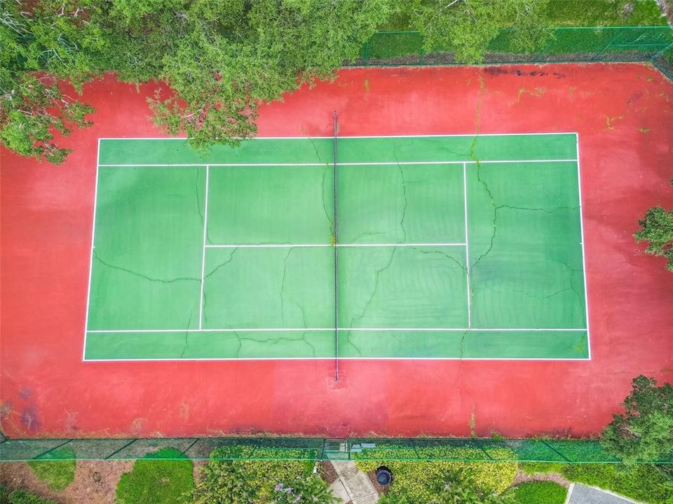 Под контрактом: $650,000 (4 спален, 2 ванн, 2998 Квадратных фут)