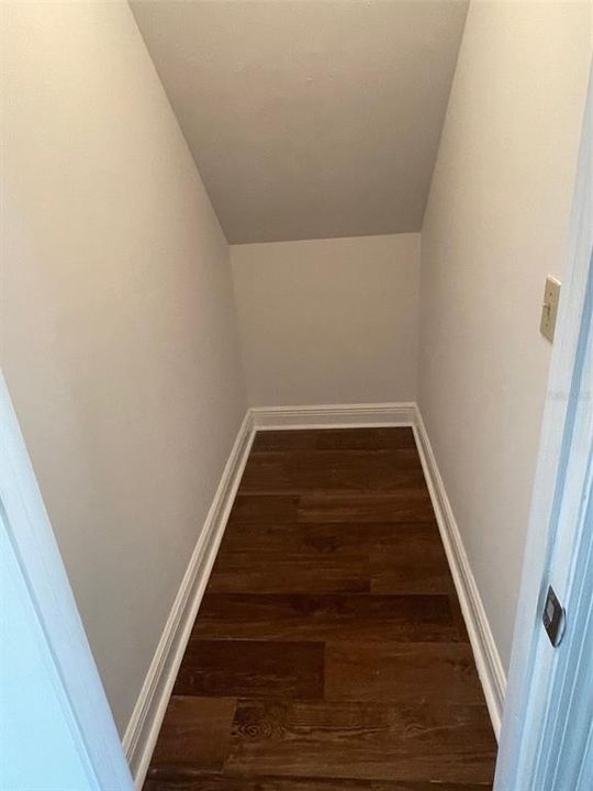 Под контрактом: $650,000 (4 спален, 2 ванн, 2998 Квадратных фут)