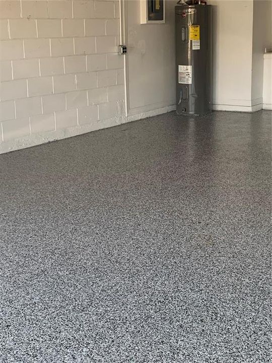 Под контрактом: $650,000 (4 спален, 2 ванн, 2998 Квадратных фут)