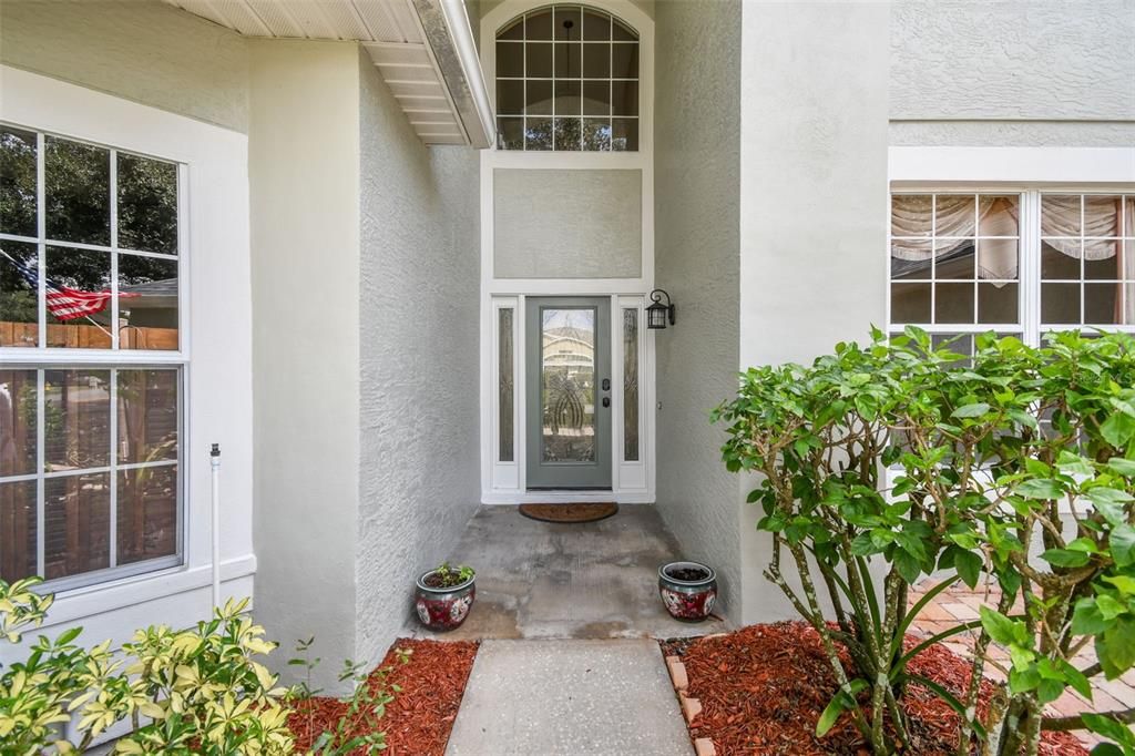 Под контрактом: $650,000 (4 спален, 2 ванн, 2998 Квадратных фут)