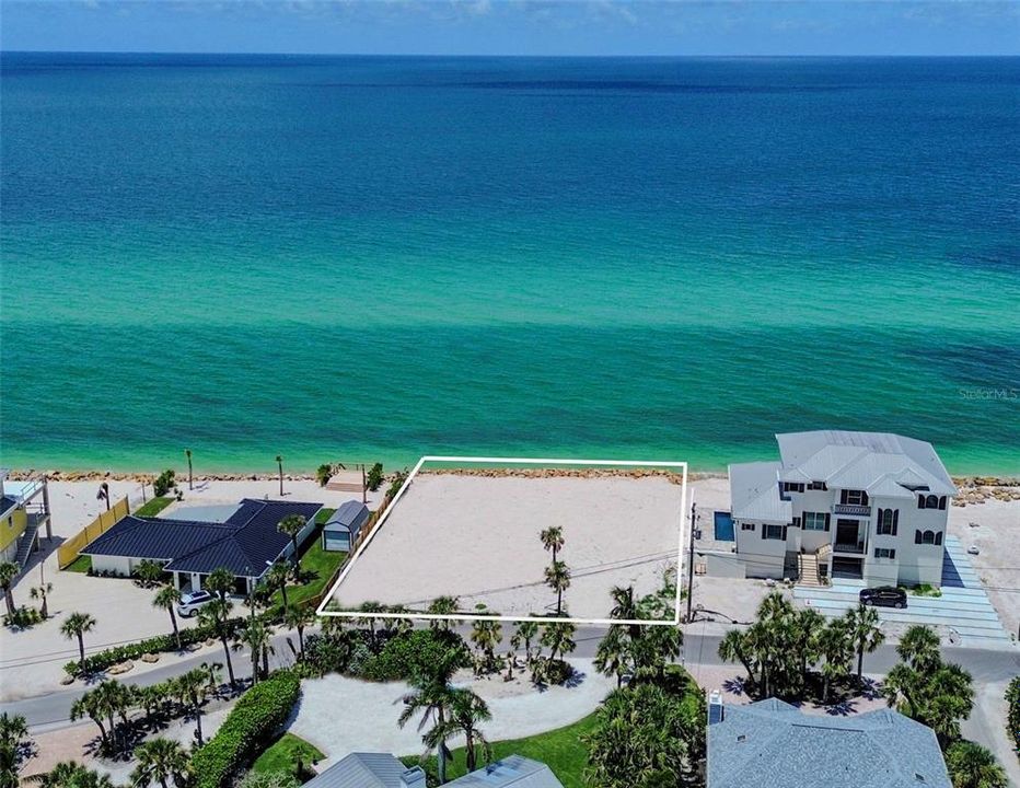 待售: $2,700,000 (0.43 acres)