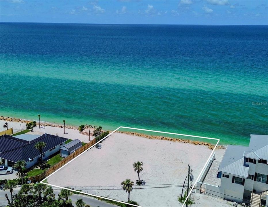 待售: $2,700,000 (0.43 acres)