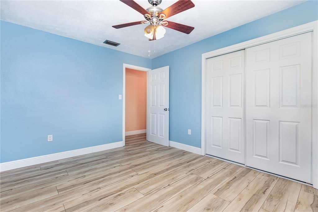 待售: $650,000 (2 贝兹, 2 浴室, 1519 平方英尺)