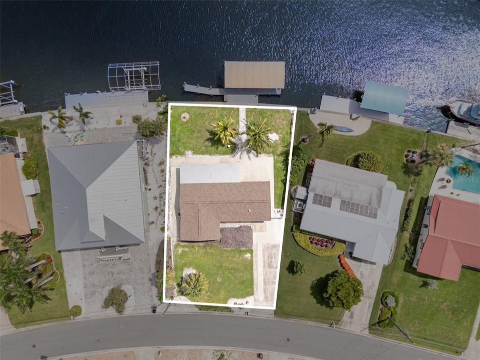 待售: $650,000 (2 贝兹, 2 浴室, 1519 平方英尺)