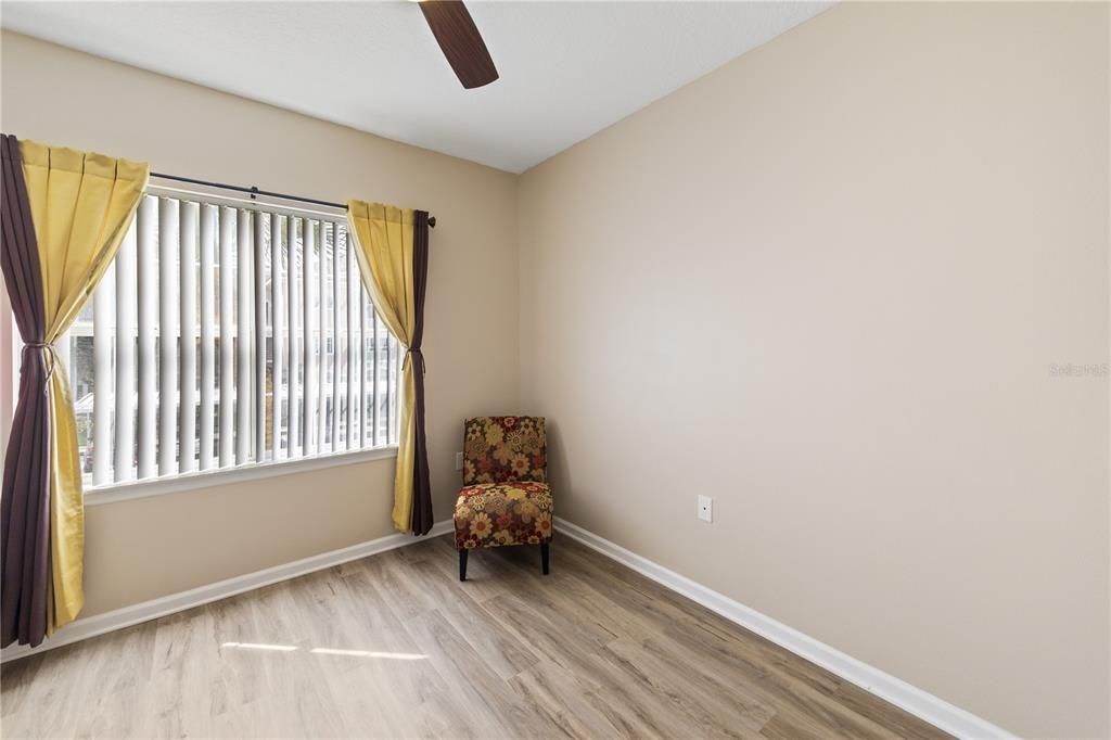 For Sale: $245,000 (3 beds, 2 baths, 1351 Square Feet)