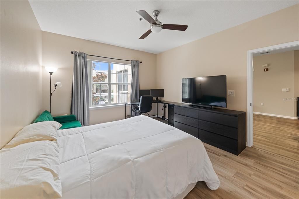 For Sale: $245,000 (3 beds, 2 baths, 1351 Square Feet)