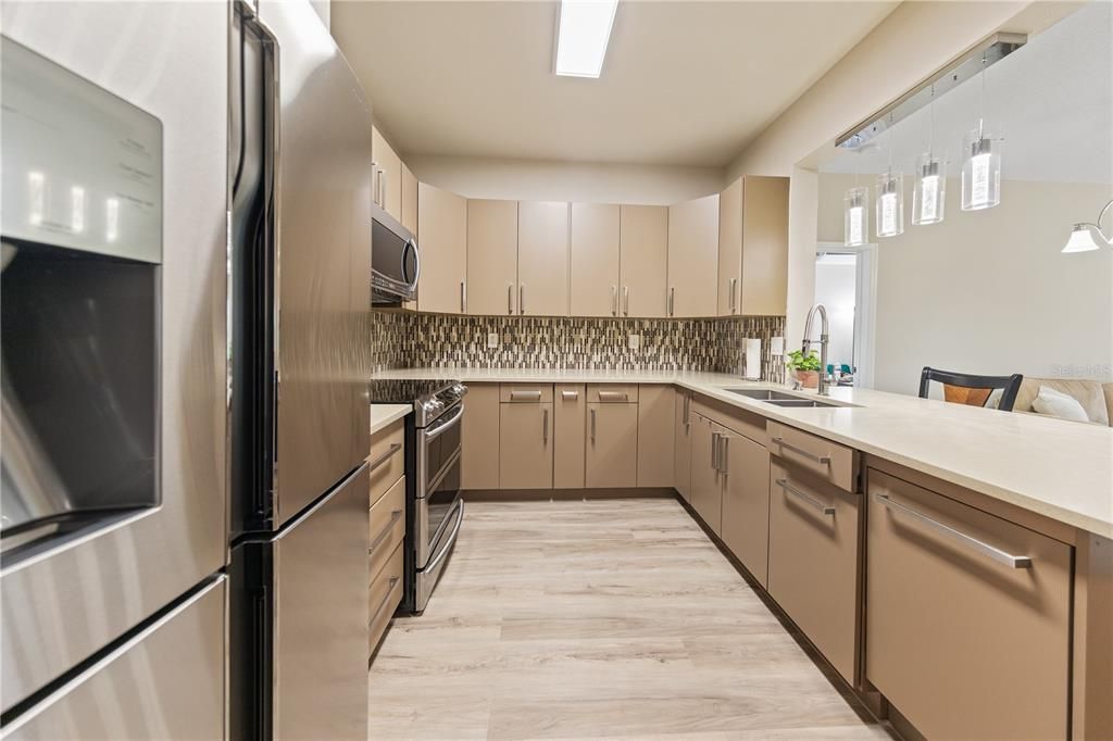 For Sale: $245,000 (3 beds, 2 baths, 1351 Square Feet)