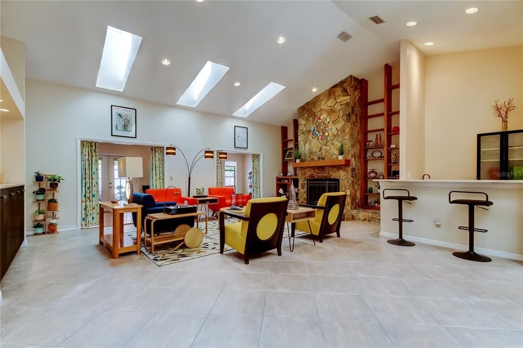 Active With Contract: $839,900 (4 beds, 2 baths, 3038 Square Feet)