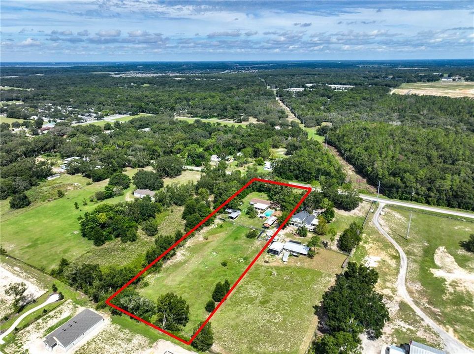 For Sale: $985,000 (3 beds, 2 baths, 1400 Square Feet)