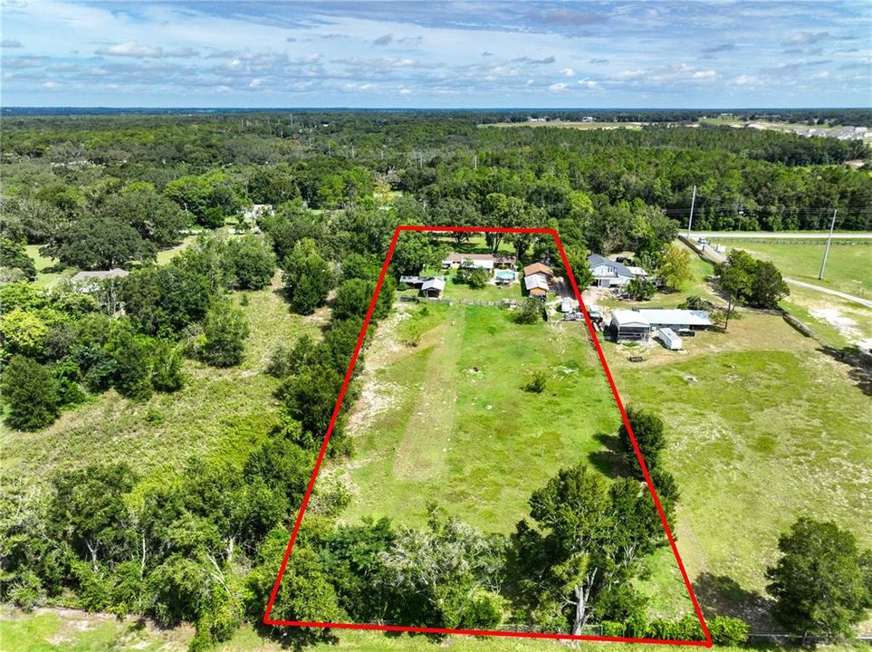 For Sale: $985,000 (3 beds, 2 baths, 1400 Square Feet)