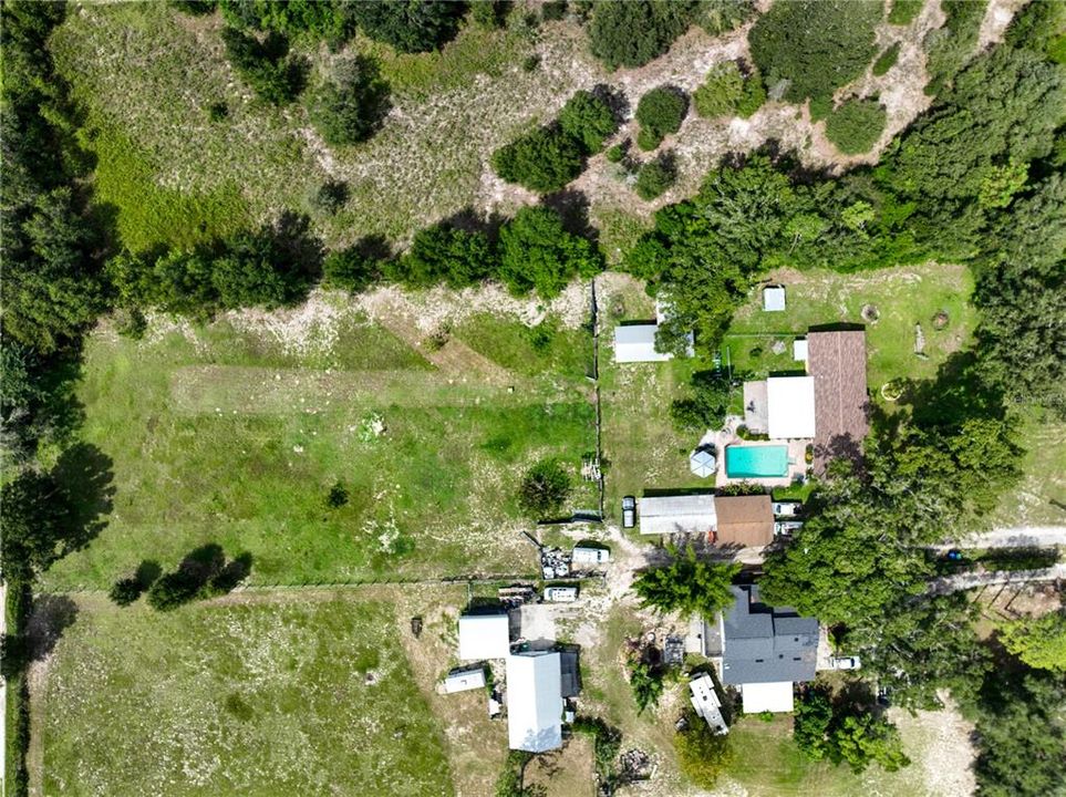 For Sale: $985,000 (3 beds, 2 baths, 1400 Square Feet)