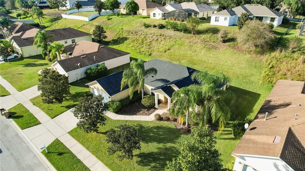 For Sale: $389,900 (3 beds, 2 baths, 1697 Square Feet)