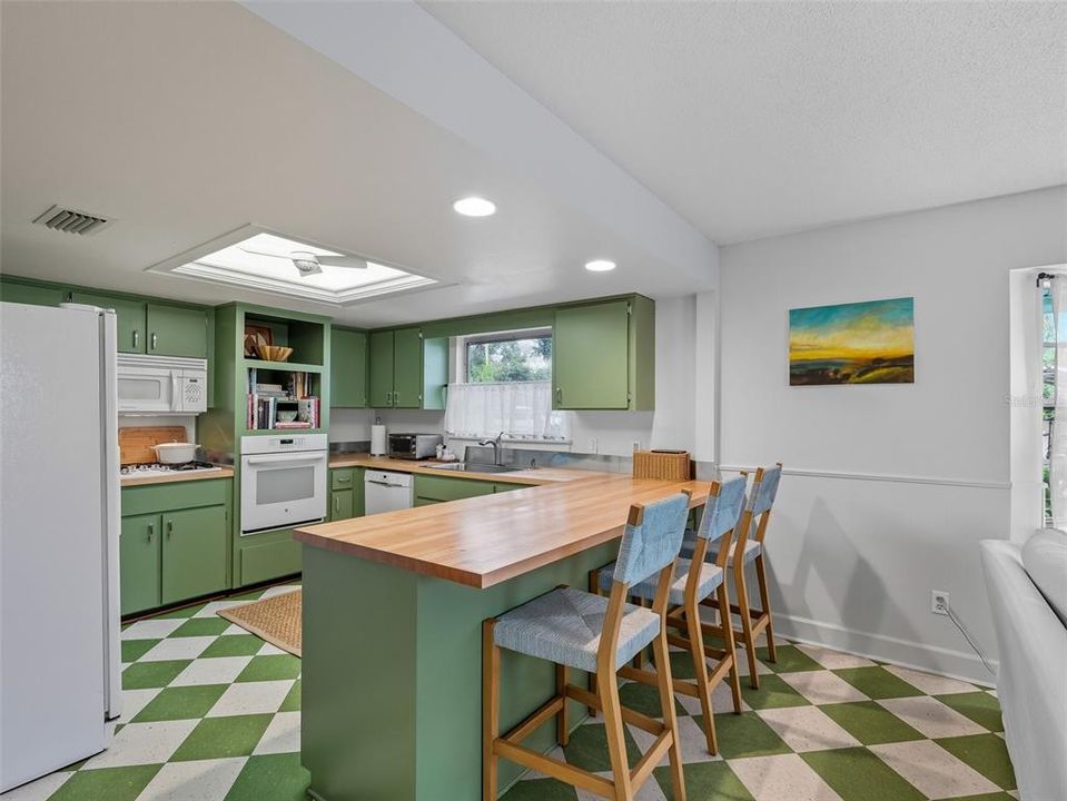 На продажу: $939,000 (3 спален, 3 ванн, 2092 Квадратных фут)