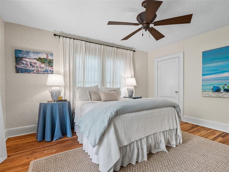 На продажу: $939,000 (3 спален, 3 ванн, 2092 Квадратных фут)