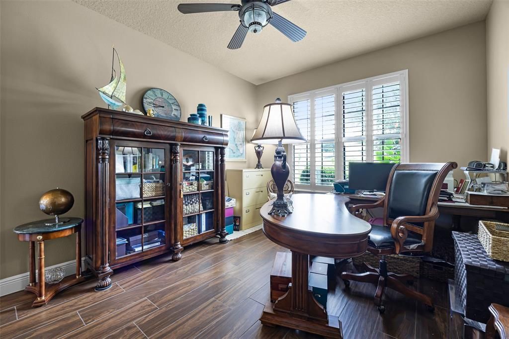 For Sale: $899,000 (3 beds, 2 baths, 2745 Square Feet)