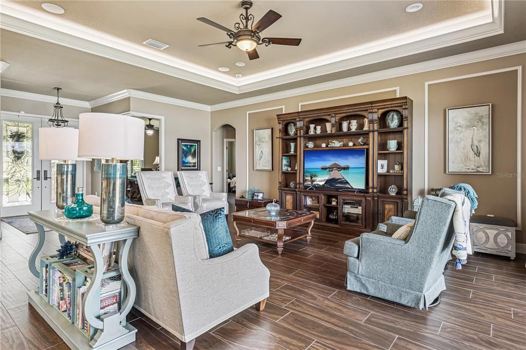 For Sale: $899,000 (3 beds, 2 baths, 2745 Square Feet)