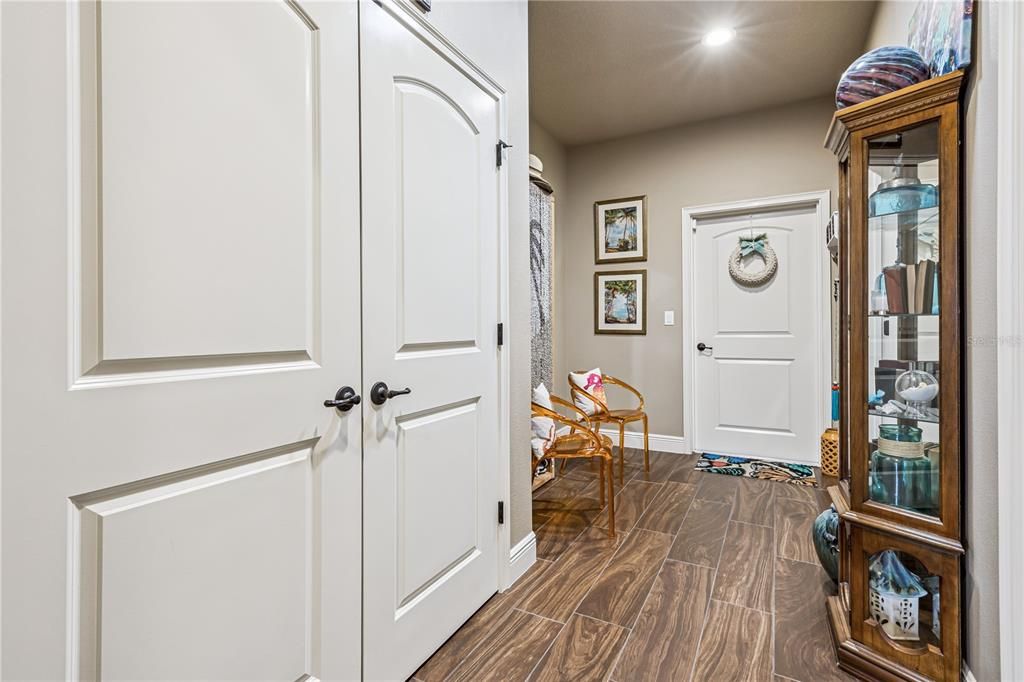 For Sale: $899,000 (3 beds, 2 baths, 2745 Square Feet)