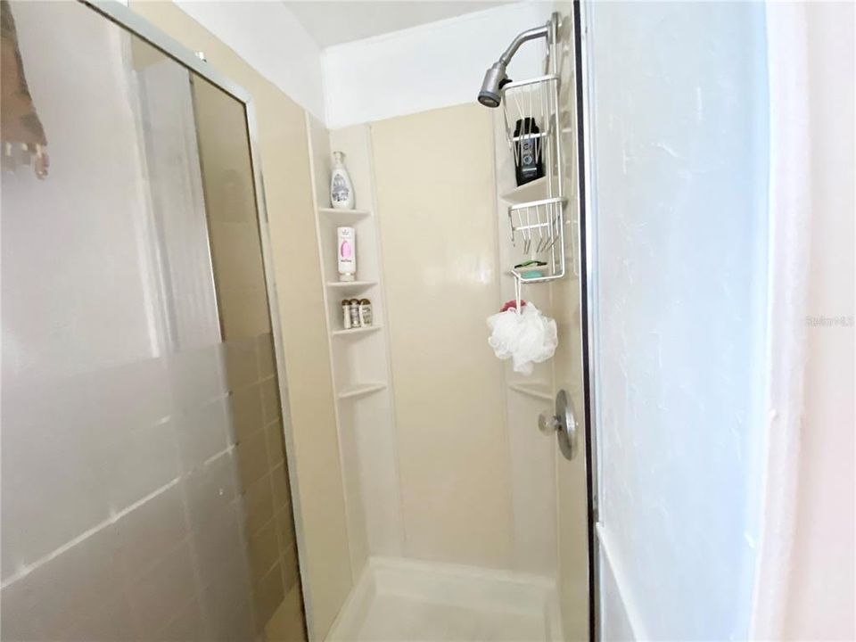 待售: $67,900 (2 贝兹, 2 浴室, 732 平方英尺)