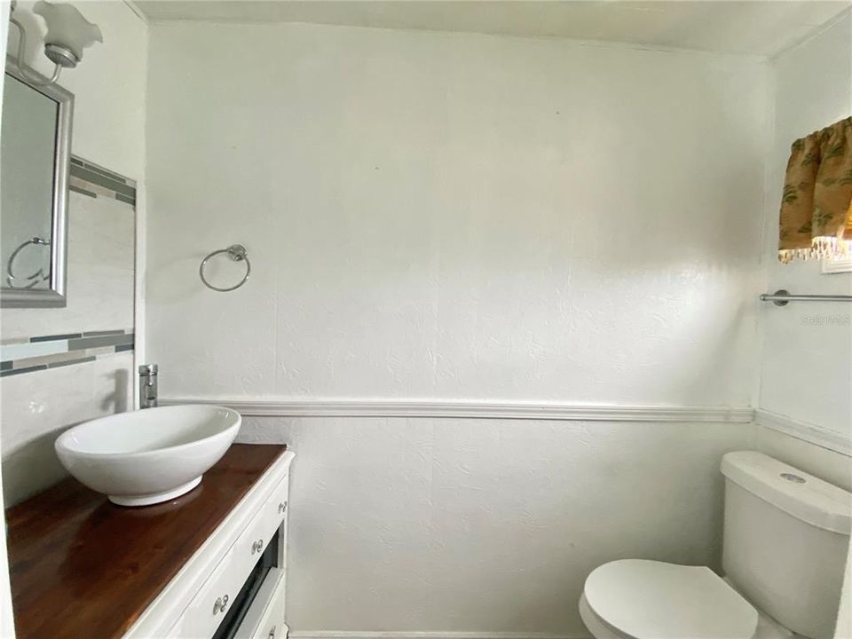 待售: $67,900 (2 贝兹, 2 浴室, 732 平方英尺)