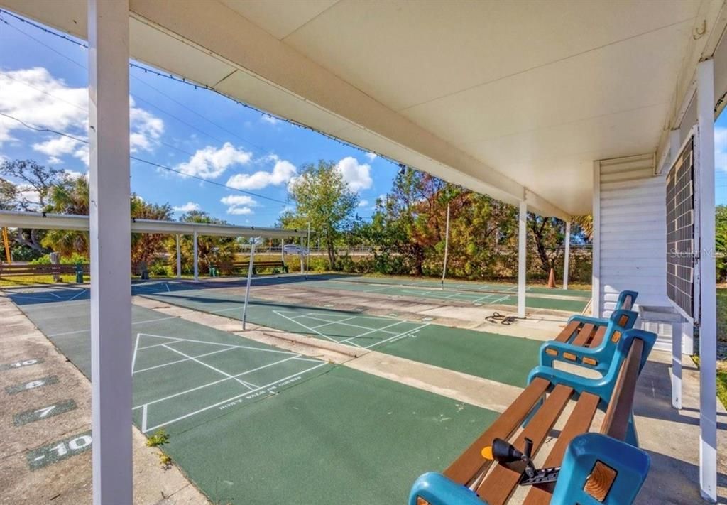 待售: $67,900 (2 贝兹, 2 浴室, 732 平方英尺)