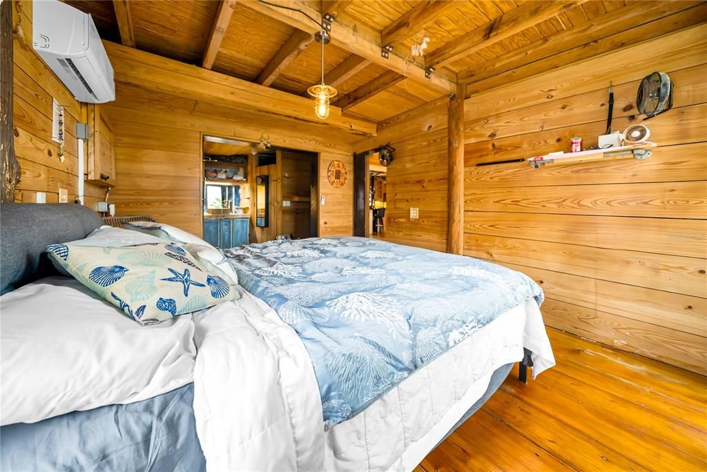 На продажу: $699,995 (2 спален, 2 ванн, 1684 Квадратных фут)