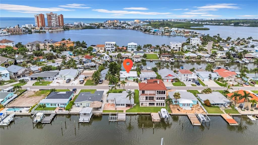 На продажу: $699,995 (2 спален, 2 ванн, 1684 Квадратных фут)