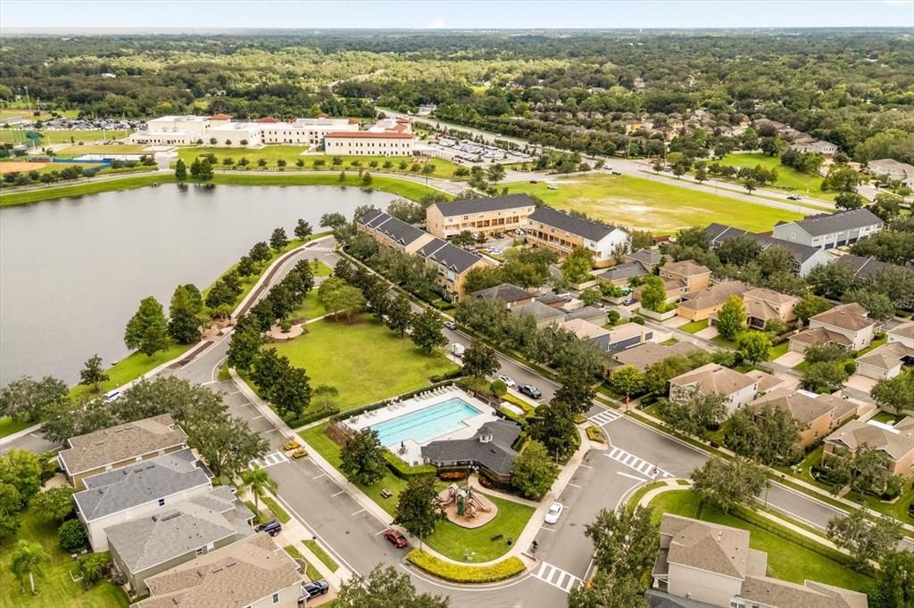 En Venta: $374,000 (4 camas, 3 baños, 2210 Pies cuadrados)