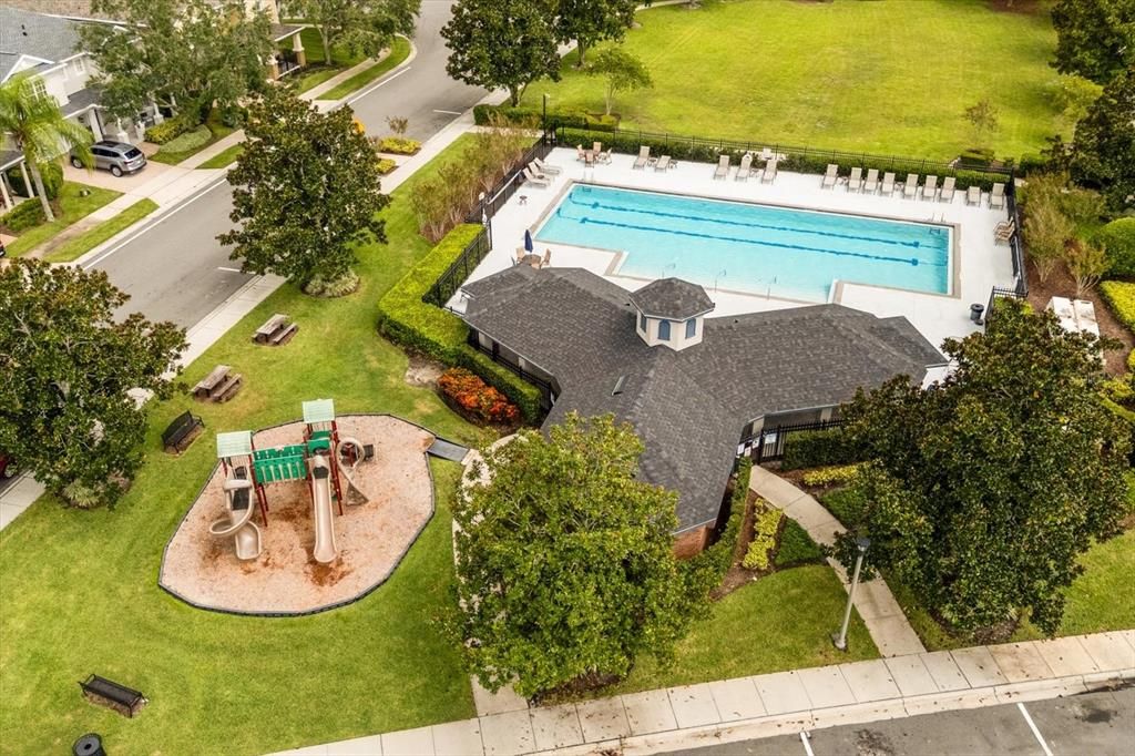 En Venta: $374,000 (4 camas, 3 baños, 2210 Pies cuadrados)