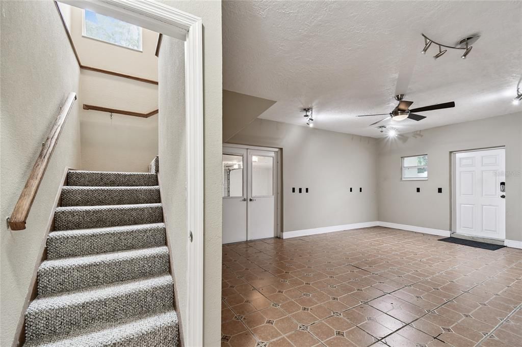 待售: $1,230,000 (5 贝兹, 4 浴室, 4651 平方英尺)